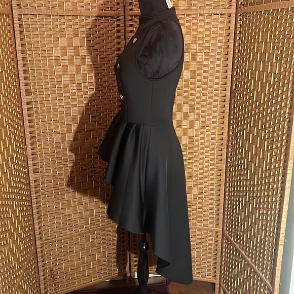 Top - Picture 4 of 6